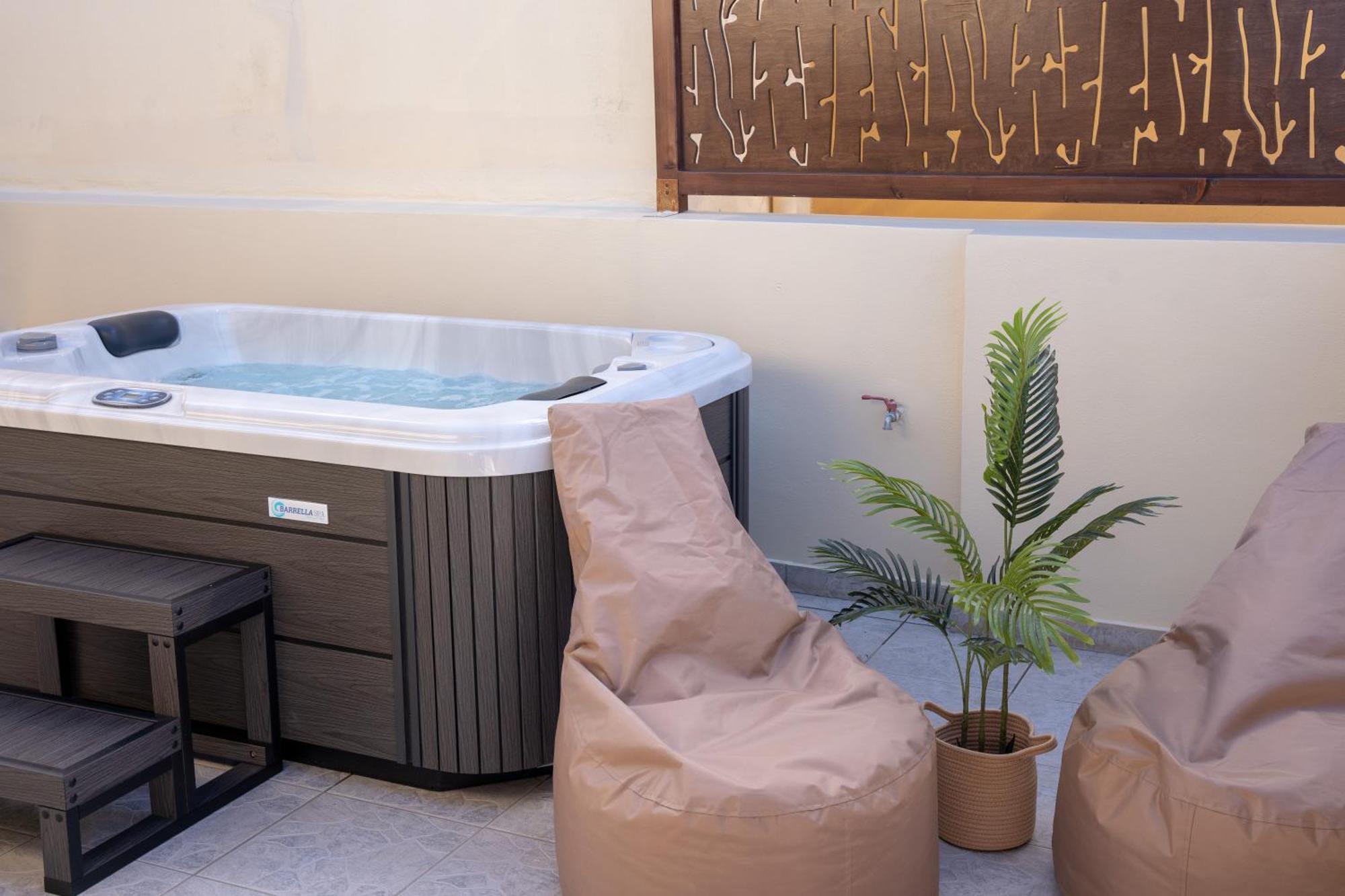Appartement Michalis With Outdoor Jacuzzi *