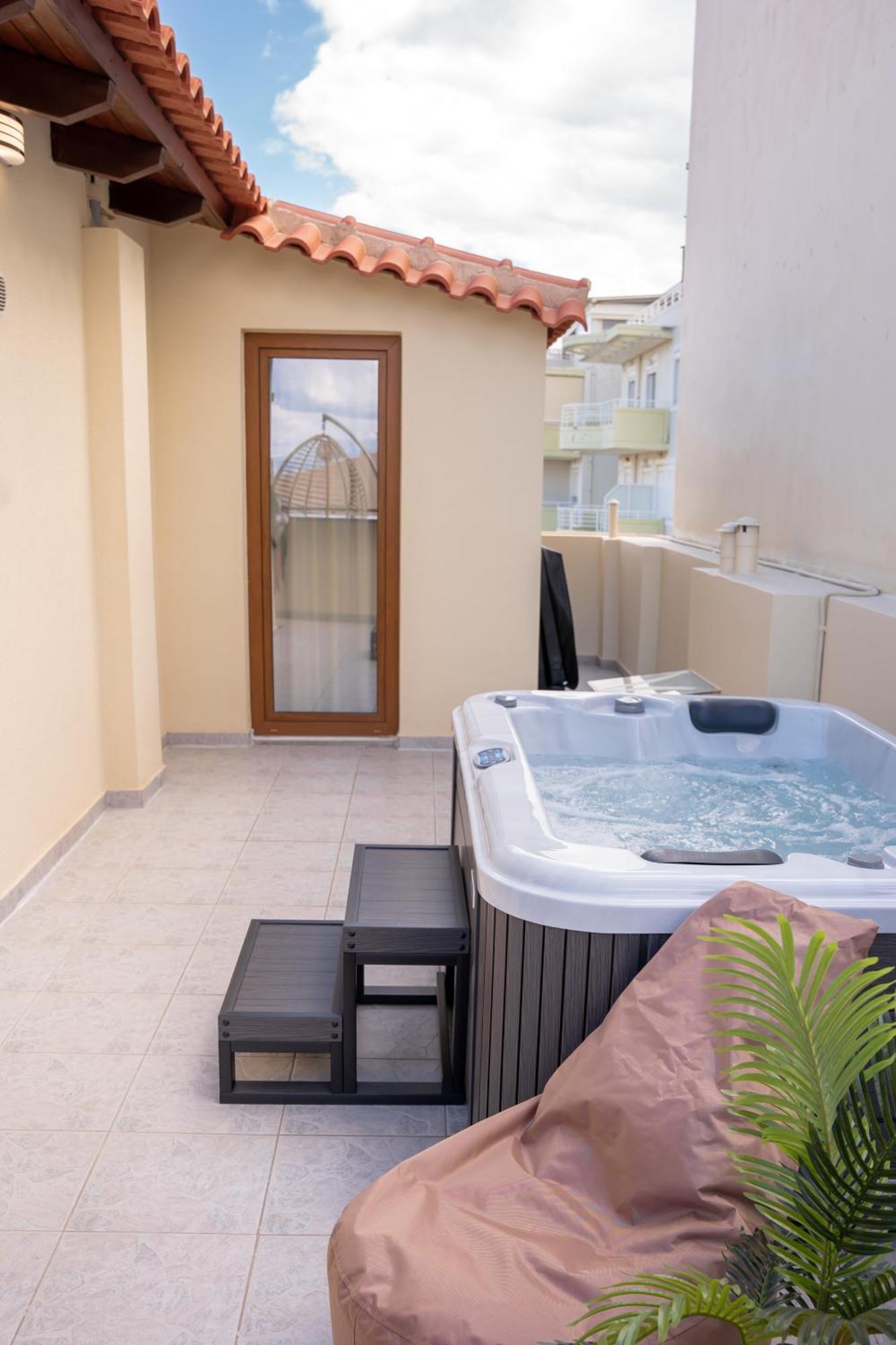 Appartement Michalis With Outdoor Jacuzzi Réthymnon